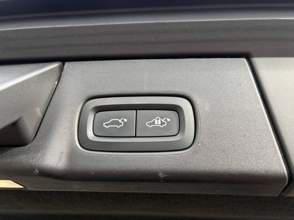 Volvo V90 Cross Country I с пробегом 2017 года, цена 2 295 000 рублей, 283000 км, универсал, Автокод Объявления