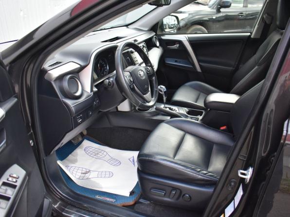 Toyota RAV4 IV (XA40) Рестайлинг с пробегом 2016 года, цена 2 199 000 рублей, 211039 км, внедорожник, Автокод Объявления