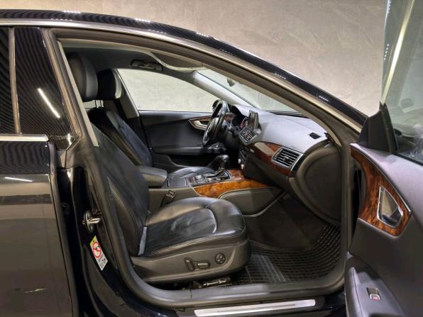 Audi A7 I (4G) с пробегом 2010 года, цена 1 250 000 рублей, 277232 км, лифтбек, Автокод Объявления