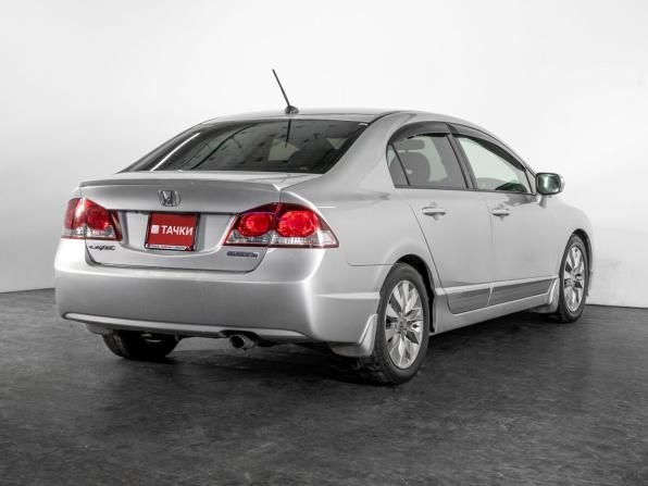 Honda Civic VIII Рестайлинг с пробегом 2009 года, цена 975 000 рублей, 175242 км, седан, Автокод Объявления
