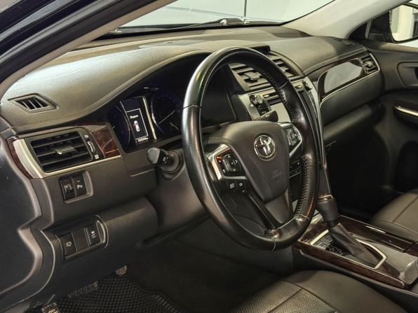 Toyota Camry VII (XV50) Рестайлинг 2 с пробегом 2017 года, цена 2 297 000 рублей, 151514 км, седан, Автокод Объявления