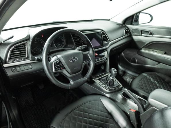 Hyundai Elantra VI (AD) с пробегом 2017 года, цена 1 099 585 рублей, 214244 км, седан, Автокод Объявления