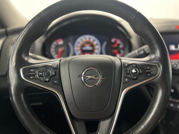 Opel Insignia I Рестайлинг с пробегом 2014 года, цена 1 550 000 рублей, 135000 км, универсал, Автокод Объявления
