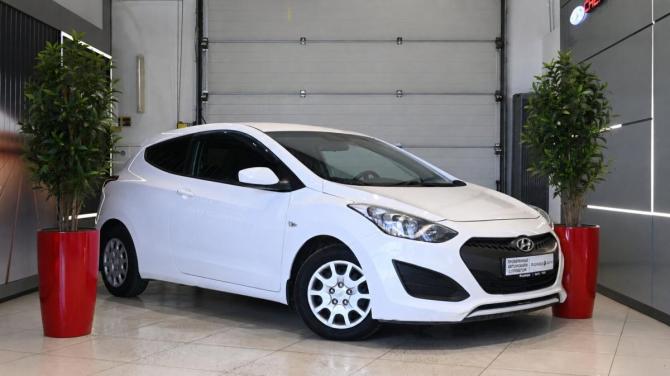 Hyundai i30 II с пробегом 2013 года, цена 870 000 рублей, 213810 км, хэтчбек, Автокод Объявления