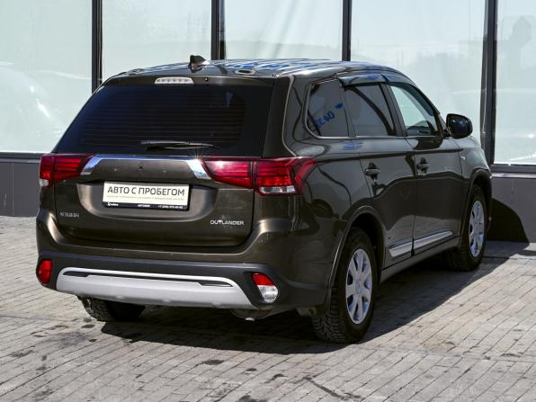 Mitsubishi Outlander III Рестайлинг 3 с пробегом 2018 года, цена 1 924 000 рублей, 84800 км, внедорожник, Автокод Объявления
