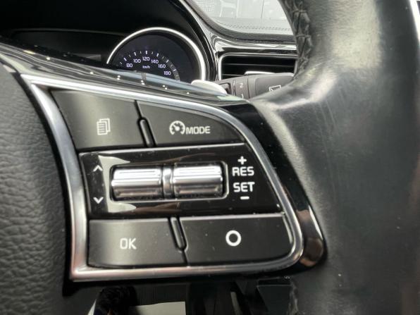 Kia Ceed III с пробегом 2019 года, цена 1 670 000 рублей, 84000 км, хэтчбек, Автокод Объявления