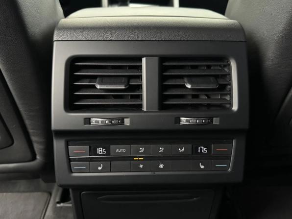 Volkswagen Touareg III с пробегом 2019 года, цена 4 149 000 рублей, 149200 км, внедорожник, Автокод Объявления