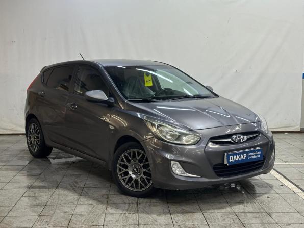 Hyundai Solaris I с пробегом 2011 года, цена 550 000 рублей, 199000 км, хэтчбек, Автокод Объявления