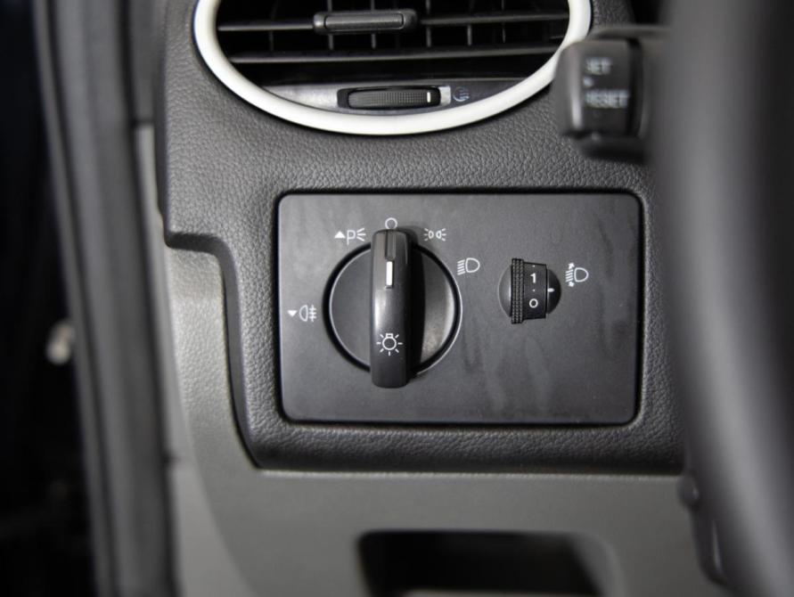 Ford Focus II Рестайлинг Санкт-Петербург  - изображение 17