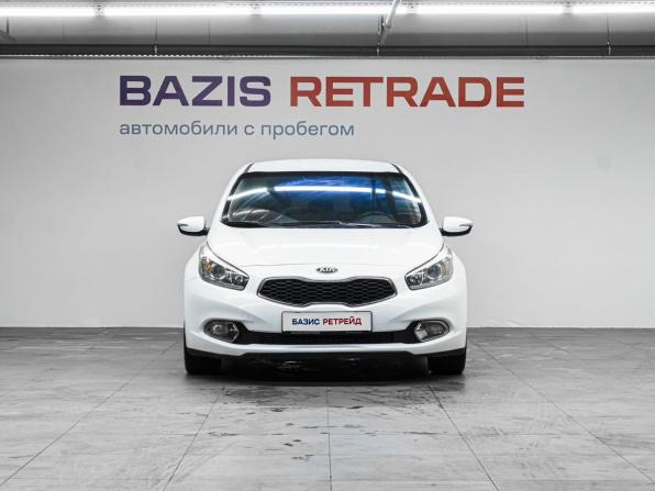 Kia Ceed II с пробегом 2012 года, цена 915 000 рублей, 197108 км, хэтчбек, Автокод Объявления