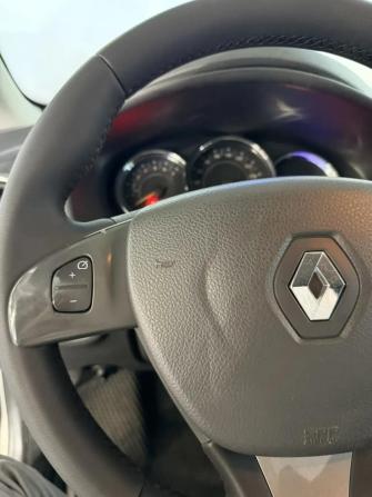 Renault Sandero II Рестайлинг с пробегом 2018 года, цена 1 320 000 рублей, 87450 км, хэтчбек, Автокод Объявления