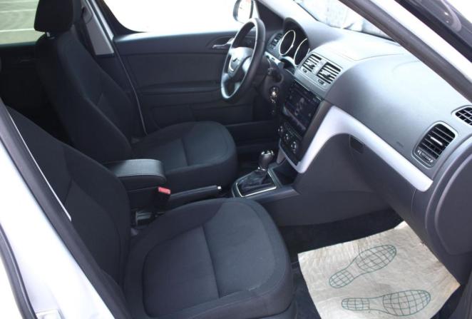 Skoda Yeti I Рестайлинг с пробегом 2013 года, цена 1 000 000 рублей, 252434 км, внедорожник, Автокод Объявления