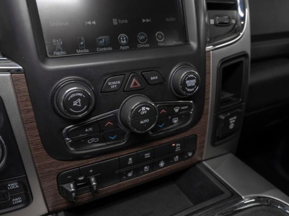 Ram 1500 IV (DS/DJ) с пробегом 2017 года, цена 4 450 000 рублей, 221788 км, пикап, Автокод Объявления