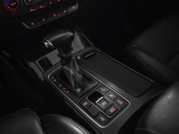 Kia Sorento III Prime Рестайлинг с пробегом 2018 года, цена 2 650 000 рублей, 134160 км, внедорожник, Автокод Объявления