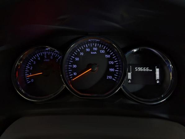 Renault Logan II Рестайлинг с пробегом 2022 года, цена 1 200 000 рублей, 59666 км, седан, Автокод Объявления