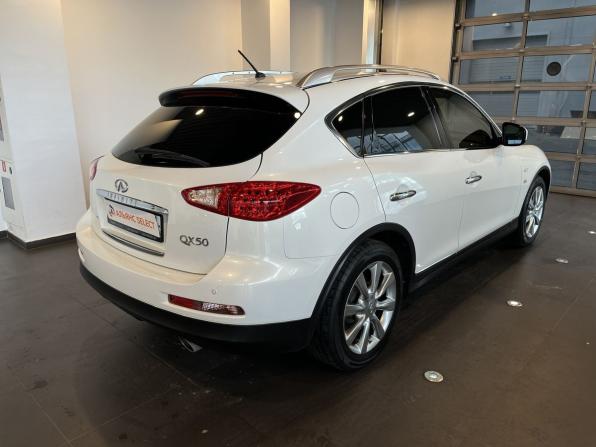 Infiniti QX50 I с пробегом 2013 года, цена 1 740 000 рублей, 155890 км, внедорожник, Автокод Объявления