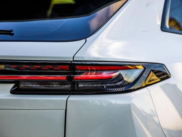 Changan UNI-K с пробегом 2023 года, цена 2 898 000 рублей, 22130 км, внедорожник, Автокод Объявления