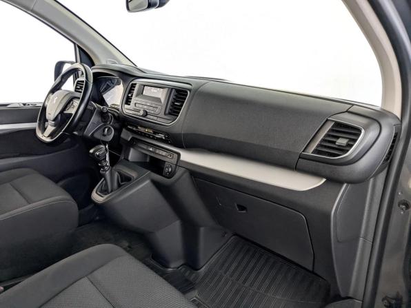 Peugeot Traveller I с пробегом 2021 года, цена 2 955 000 рублей, 97927 км, минивэн, Автокод Объявления