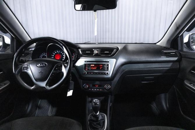 Kia Rio III с пробегом 2015 года, цена 880 000 рублей, 222768 км, седан, Автокод Объявления