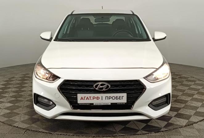 Hyundai Solaris II с пробегом 2019 года, цена 899 000 рублей, 186000 км, седан, Автокод Объявления