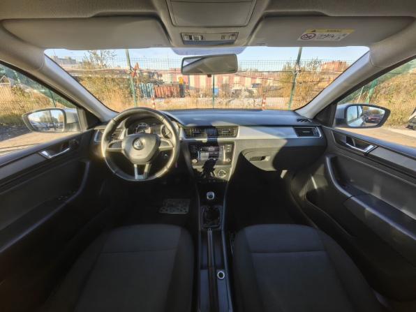Skoda Rapid I Рестайлинг с пробегом 2019 года, цена 899 000 рублей, 375000 км, лифтбек, Автокод Объявления