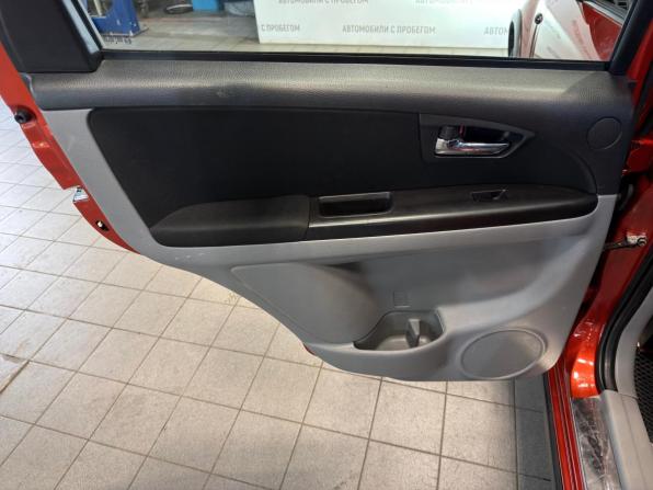 Suzuki SX4 I (Classic) Рестайлинг с пробегом 2011 года, цена 549 000 рублей, 240000 км, хэтчбек, Автокод Объявления