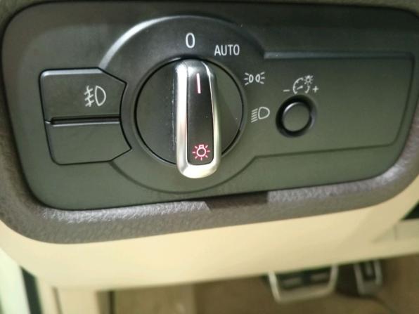 Volkswagen Touareg II с пробегом 2011 года, цена 1 550 000 рублей, 285787 км, внедорожник, Автокод Объявления