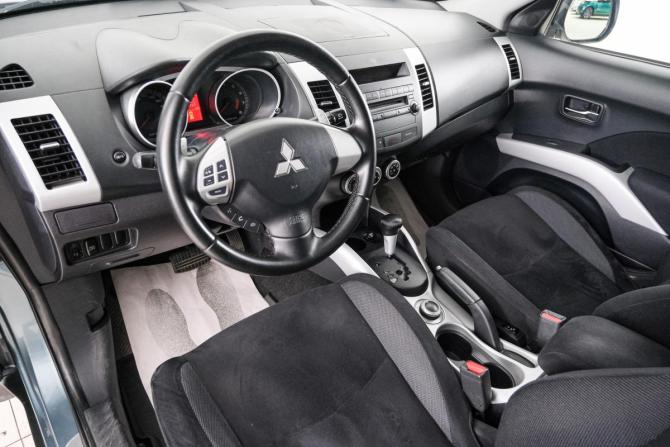 Mitsubishi Outlander II с пробегом 2007 года, цена 1 199 000 рублей, 284810 км, внедорожник, Автокод Объявления