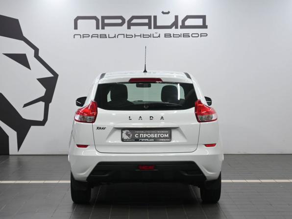 Lada (ВАЗ) XRAY I с пробегом 2017 года, цена 879 900 рублей, 103000 км, хэтчбек, Автокод Объявления
