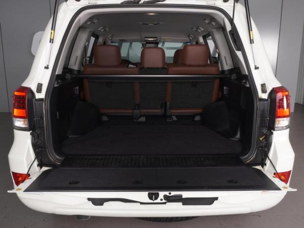 Toyota Land Cruiser 200 Series Рестайлинг 2 с пробегом 2016 года, цена 6 599 000 рублей, 107581 км, внедорожник, Автокод Объявления