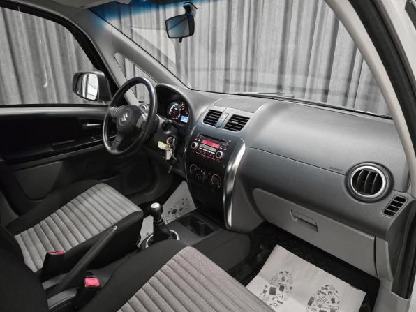 Suzuki SX4 I (Classic) Рестайлинг с пробегом 2012 года, цена 880 000 рублей, 64500 км, хэтчбек, Автокод Объявления