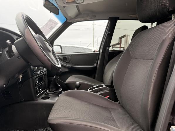 Chevrolet Niva I Рестайлинг с пробегом 2018 года, цена 799 000 рублей, 92438 км, внедорожник, Автокод Объявления