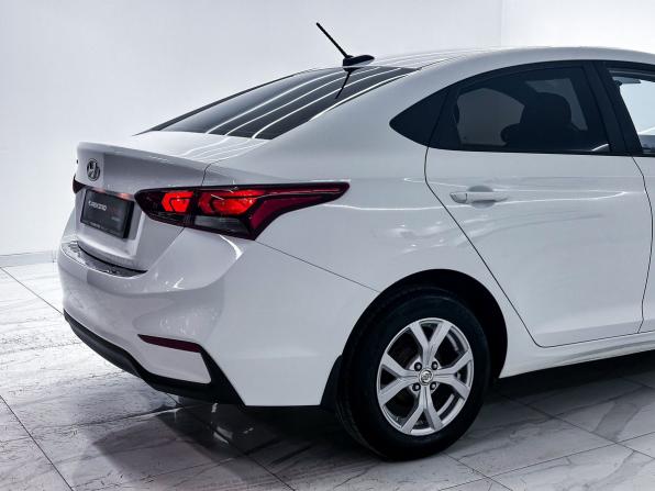 Hyundai Solaris II с пробегом 2017 года, цена 1 249 000 рублей, 140000 км, седан, Автокод Объявления