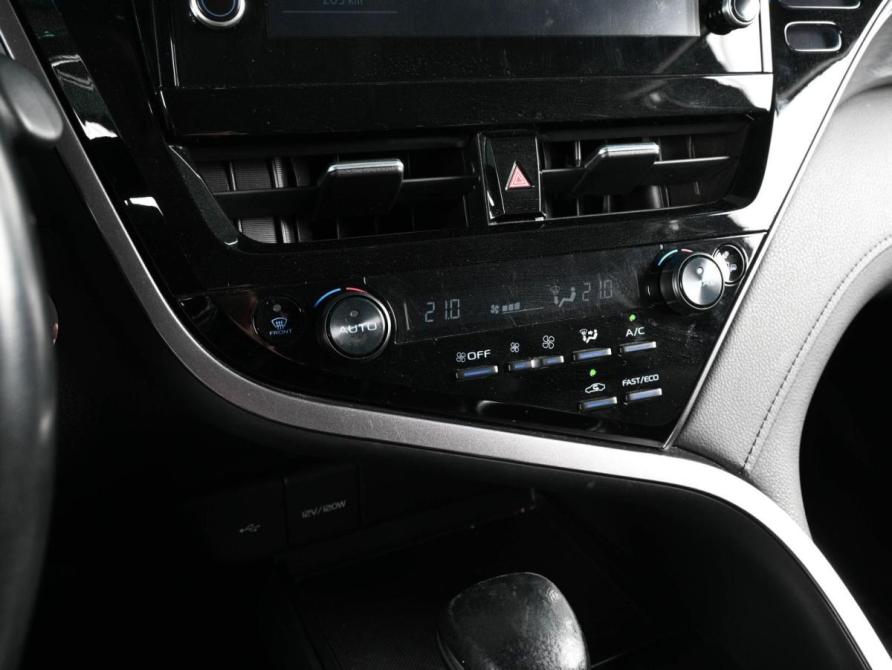 Toyota Camry VIII (XV70) Рестайлинг Ростов-на-Дону  - изображение 16