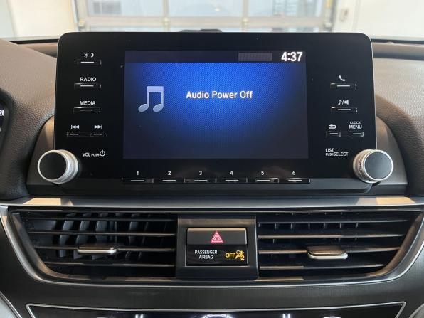 Honda Accord X с пробегом 2018 года, цена 1 755 100 рублей, 150980 км, седан, Автокод Объявления