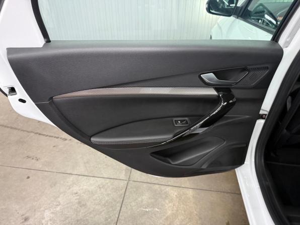 Lada (ВАЗ) Vesta I Рестайлинг (NG) с пробегом 2023 года, цена 1 247 000 рублей, 70260 км, седан, Автокод Объявления