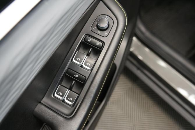 Geely Coolray I Рестайлинг с пробегом 2023 года, цена 2 245 000 рублей, 35620 км, внедорожник, Автокод Объявления