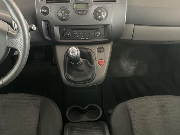 Renault Scenic II Рестайлинг с пробегом 2007 года, цена 510 000 рублей, 173206 км, компактвэн, Автокод Объявления
