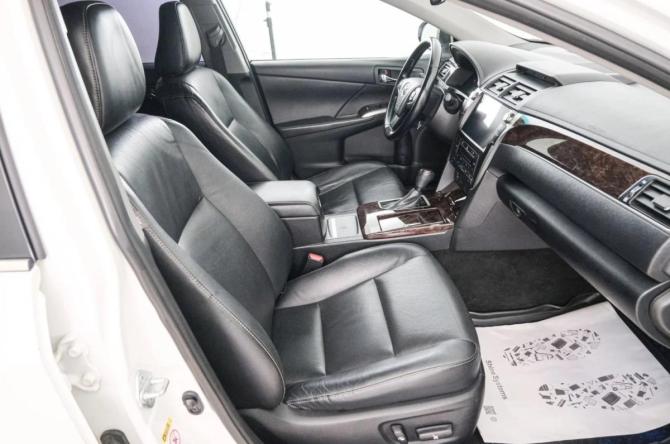Toyota Camry VII (XV50) Рестайлинг 2 с пробегом 2017 года, цена 2 449 000 рублей, 119000 км, седан, Автокод Объявления