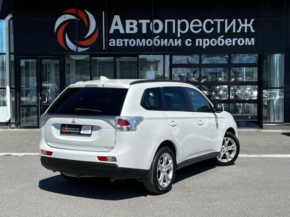 Mitsubishi Outlander III с пробегом 2014 года, цена 1 455 000 рублей, 140000 км, внедорожник, Автокод Объявления