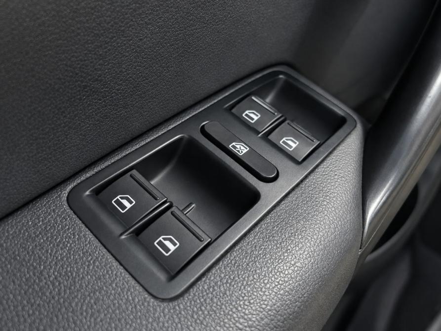 Volkswagen Polo V Рестайлинг Уфа  - изображение 17