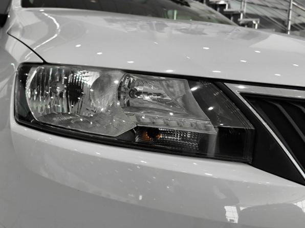 Skoda Rapid I Рестайлинг с пробегом 2019 года, цена 1 360 000 рублей, 66315 км, лифтбек, Автокод Объявления