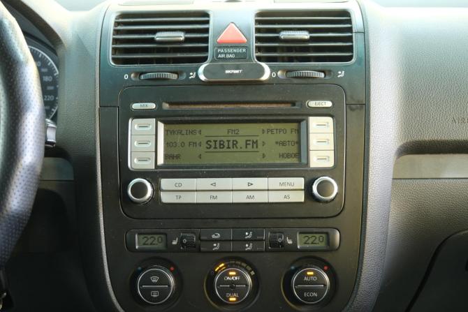Volkswagen Jetta V с пробегом 2006 года, цена 599 000 рублей, 320000 км, седан, Автокод Объявления