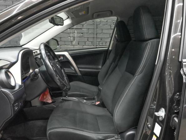 Toyota RAV4 IV (XA40) Рестайлинг с пробегом 2015 года, цена 2 100 000 рублей, 216763 км, внедорожник, Автокод Объявления