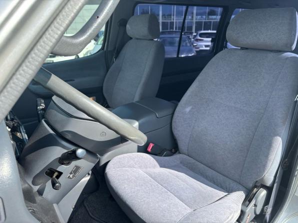 Toyota HiAce H100 с пробегом 2003 года, цена 1 090 000 рублей, 235445 км, минивэн, Автокод Объявления