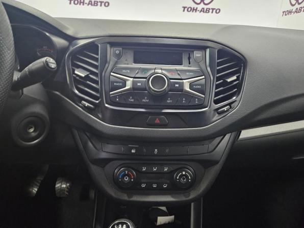 Lada (ВАЗ) Vesta I с пробегом 2017 года, цена 758 000 рублей, 127140 км, седан, Автокод Объявления