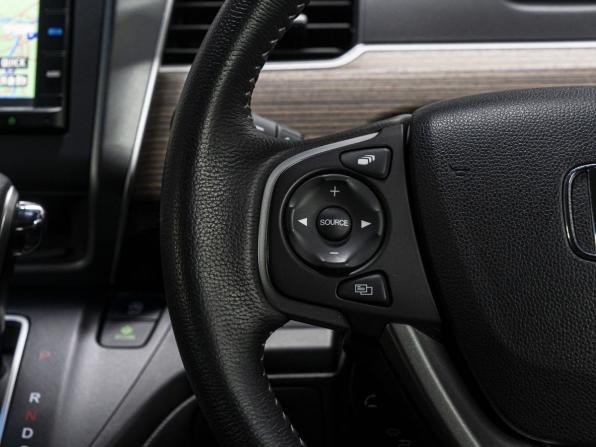 Honda Freed II Рестайлинг с пробегом 2022 года, цена 2 150 000 рублей, 32918 км, компактвэн, Автокод Объявления