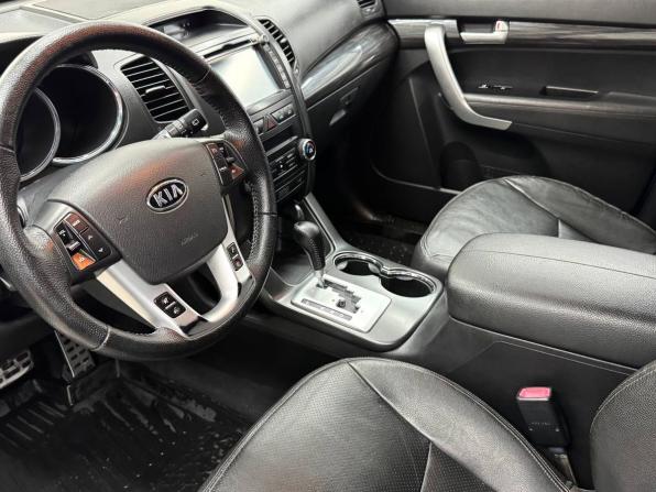 Kia Sorento II с пробегом 2010 года, цена 1 499 900 рублей, 175000 км, внедорожник, Автокод Объявления
