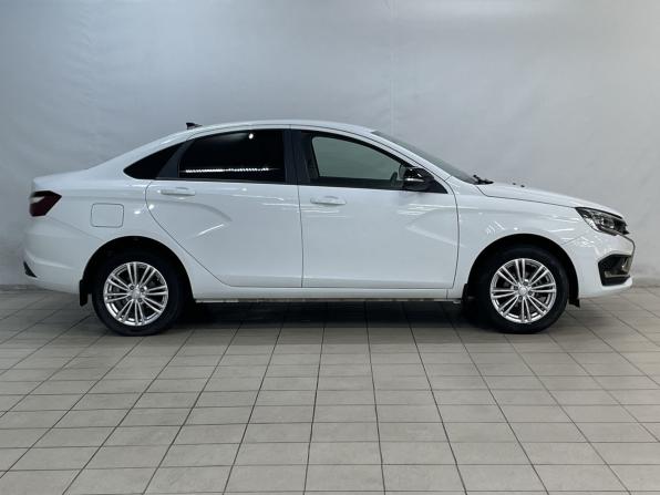 Lada (ВАЗ) Vesta I Рестайлинг (NG) с пробегом 2024 года, цена 1 199 000 рублей, 61246 км, седан, Автокод Объявления