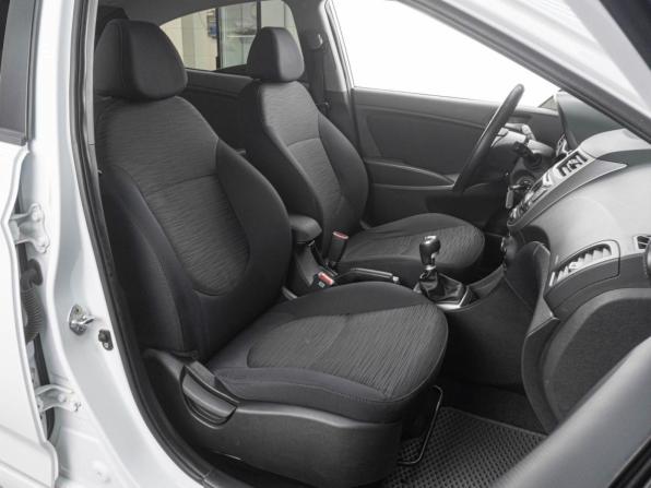 Hyundai Solaris I с пробегом 2014 года, цена 749 000 рублей, 137694 км, седан, Автокод Объявления